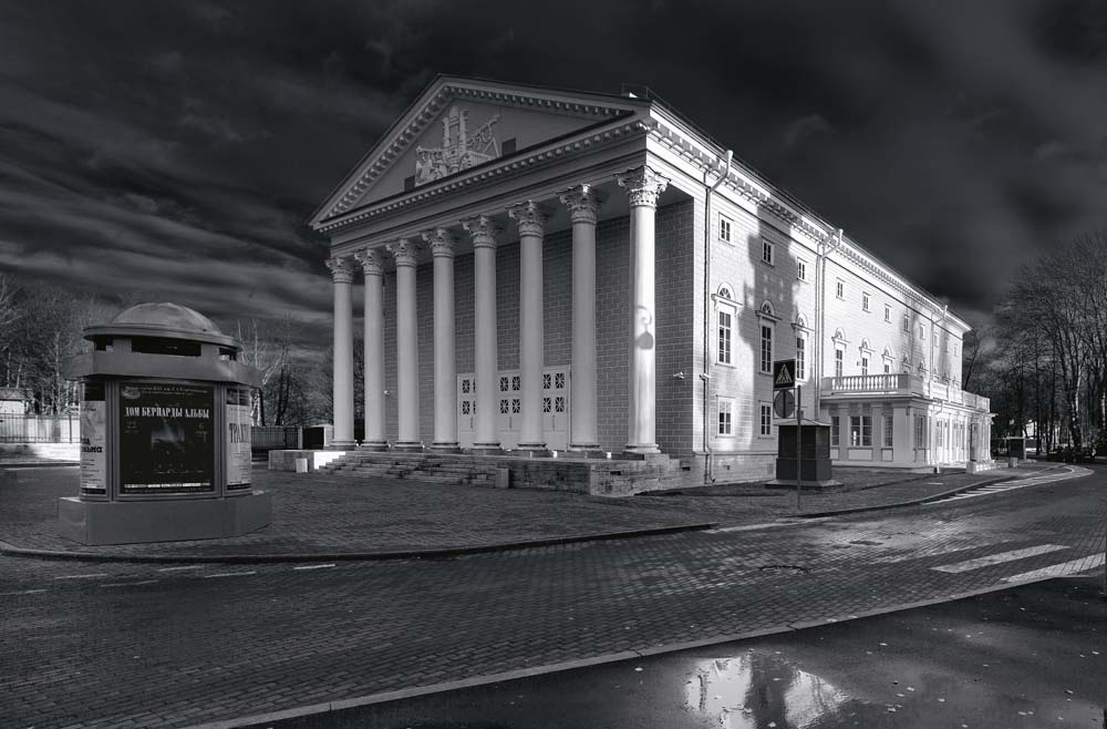 St. Petersburg, Kamennoostrovski Theater.